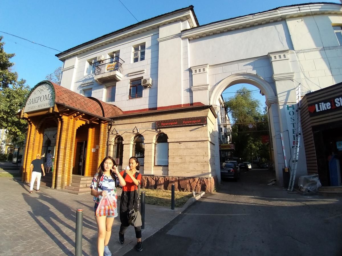 Хостелы Old Square Hostel Алматы-37