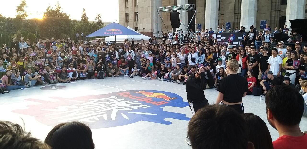 Хостелы Old Square Hostel Алматы-38