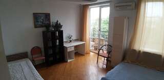 Хостелы Old Square Hostel Алматы Улучшенный номер-студио-4