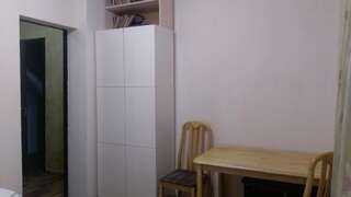 Хостелы Old Square Hostel Алматы Трехместный номер эконом-класса-7