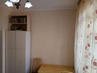 Хостелы Old Square Hostel Алматы Трехместный номер эконом-класса-11