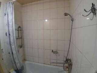 Хостелы Old Square Hostel Алматы Трехместный номер эконом-класса-19