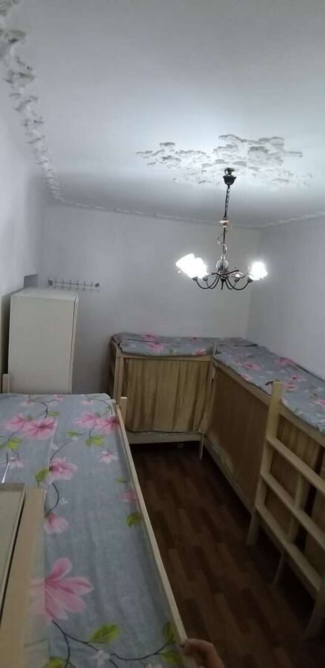 Хостелы Old Square Hostel Алматы-13