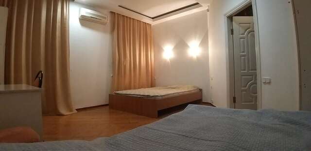 Хостелы Old Square Hostel Алматы-11